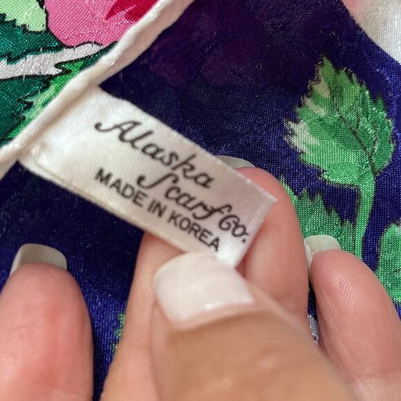 Vintage Alaska Scarf Co Floral Water Silk Scarf 34 X 34 Blue Pink Green Tropical - Picture 8 of 9